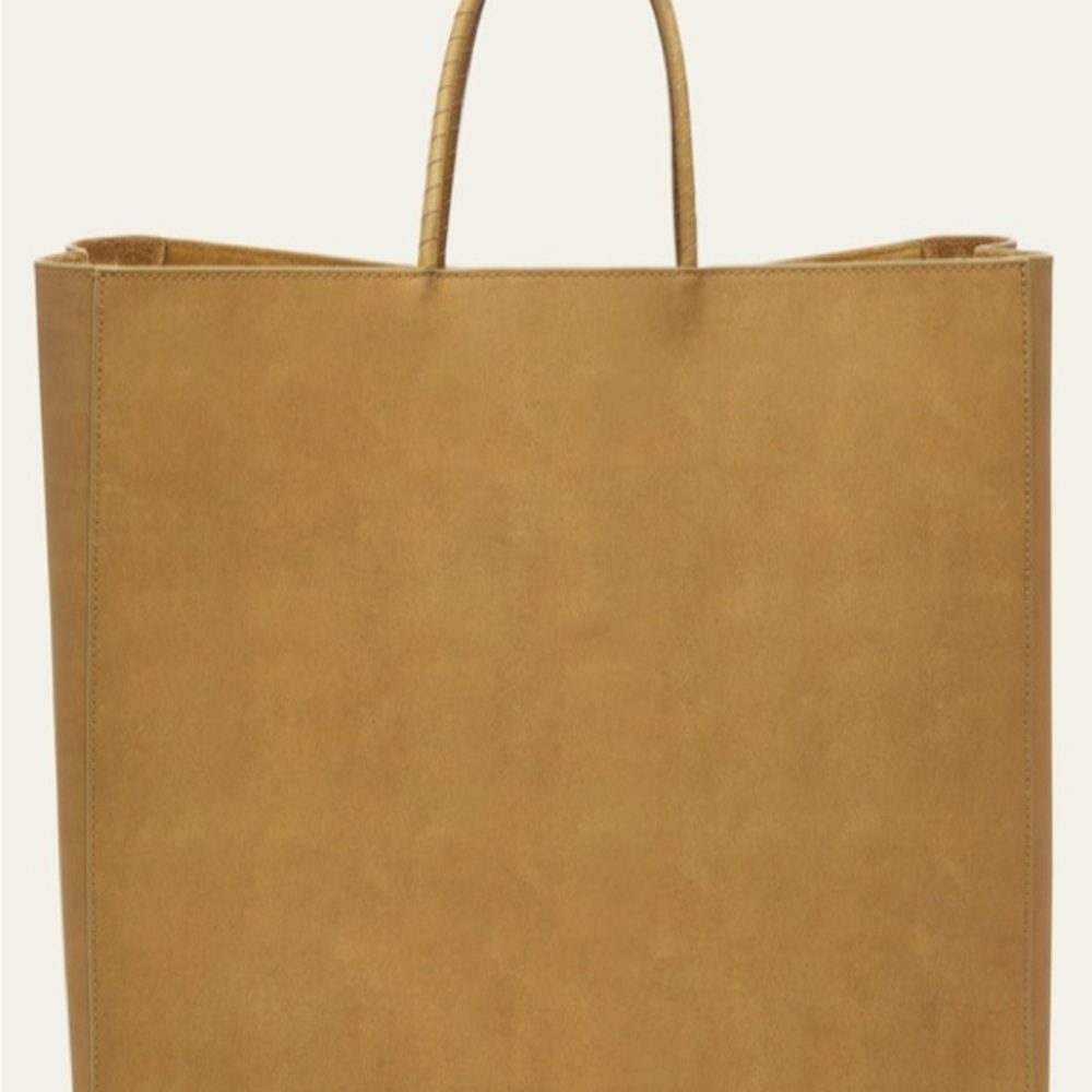 BRAND NEW w/ tags Bottega Veneta top handle bag in raw paper leather